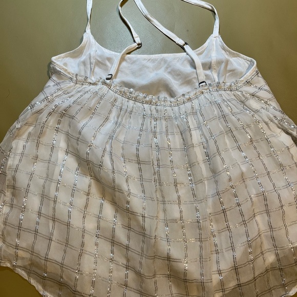 Small full lined spaghetti stripes top with metallic decorative line. - Picture 3 of 4